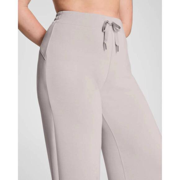NEW SPANX air essentials wide leg pant in french grey - Picture 4 of 6